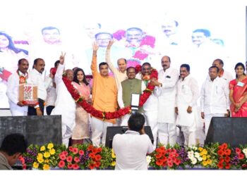 अमरावती – कुरणखेड – शेळद महामार्गाचे लोकार्पण जिल्ह्यात महत्वाच्या पुलांसाठी तीनशे कोटींचा निधी