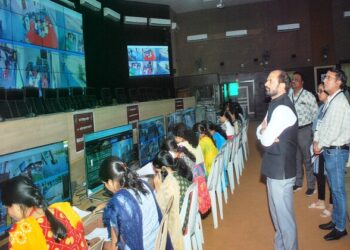 मतदारसंघात 50 टक्के मतदान केंद्रांवर वेब कास्टिंग