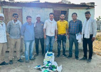 भरारी पथकांच्या कार्यवाहीला गती अकोट तालुक्यात 75 हजार रू. चे बोगस बियाणे जप्त