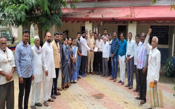 गोपाल दातकर यांच्यावर दाखल केलेले खोटे गुन्हे मागे घ्या कुणबी युवक संघटनेची जिल्हाधिकारी व जिल्हा पोलीस अधीक्षकांकडे मागणी