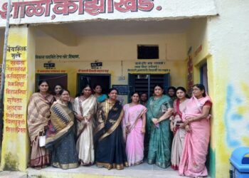 शाळेत अश्लील चाळे करणाऱ्या नराधमाला कठोर शिक्षा करा सौ. सुहासिनीताई धोत्रे यांची गृहमंत्री यांच्या कडे मागणी