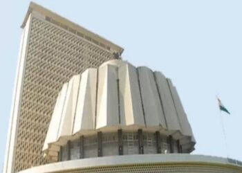 विधानसभा निवडणूकीच्या अनुषंगाने विविध कर्मचाऱ्यांना प्रशिक्षण