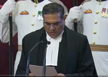 न्यायमूर्ती संजीव खन्ना यांनी देशाचे ५१ वे सरन्यायाधीश म्हणून घेतली शपथ