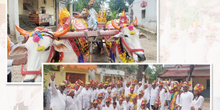 तेल्हारा पोलिसांचा समाजासमोर आदर्श : चक्क बैलगाडीतून बाप्पाची मिरवणूक