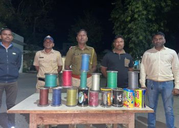 ऑपरेशन प्रहार- प्रतिबंधित नायलॉन मांजाची अवैध्यरित्या विक्री करणा-या महिला आरोपी विरुध्द हिवरखेड पो स्टे मध्ये गुन्हा दाखल