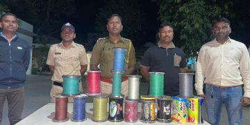 ऑपरेशन प्रहार- प्रतिबंधित नायलॉन मांजाची अवैध्यरित्या विक्री करणा-या महिला आरोपी विरुध्द हिवरखेड पो स्टे मध्ये गुन्हा दाखल